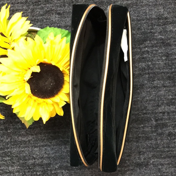 Chanel Velvet With Large Gold Trim Pouch - Picture 7 of 7